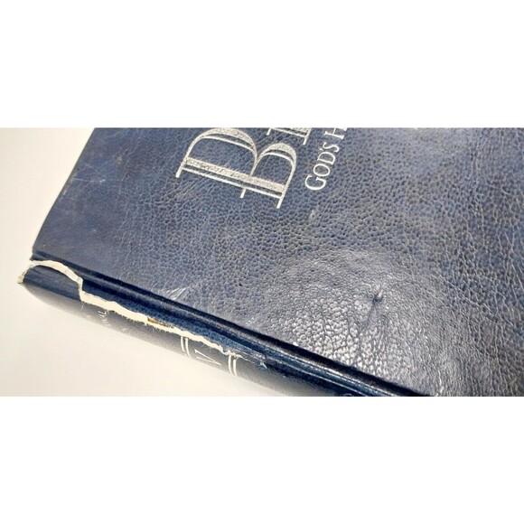 Vtg Pew Bible International Bible Society NIV Church of Christ Blue Fair Conditi - Picture 5 of 16